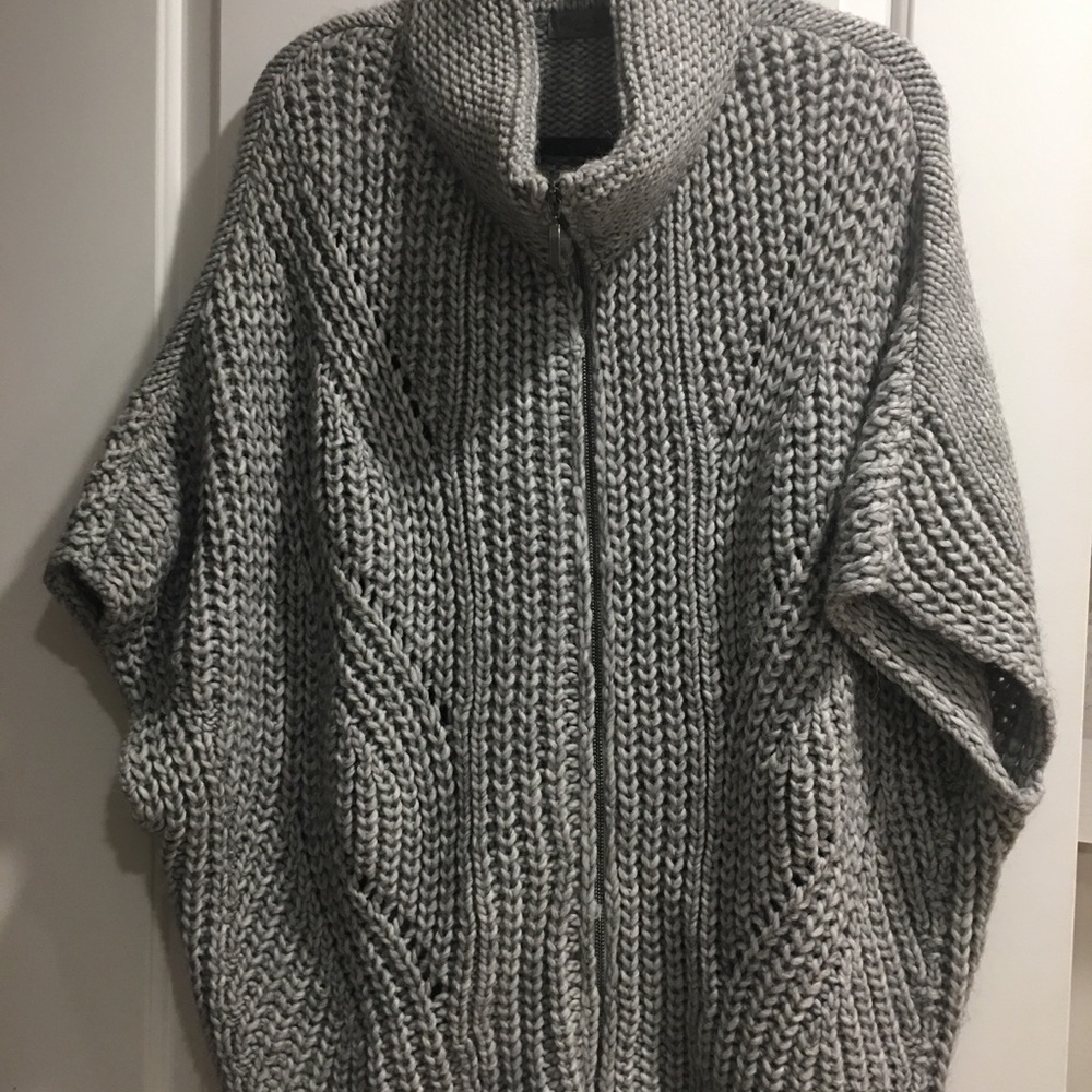 Elsamanda gray wool blend vest. One size.